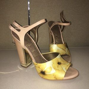 Sam Edelman sandals heels size 8.5